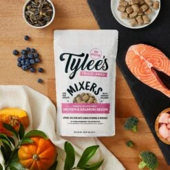 Tylee's Freeze-Dried Mixers For Dogs, Chicken & Salmon Recipe 10 Tylee's Freeze-Dried Mixers For Dogs, Chicken & Salmon Recipe -Snuggle Paws 223068 PT2. AC SS1800 V1597935980