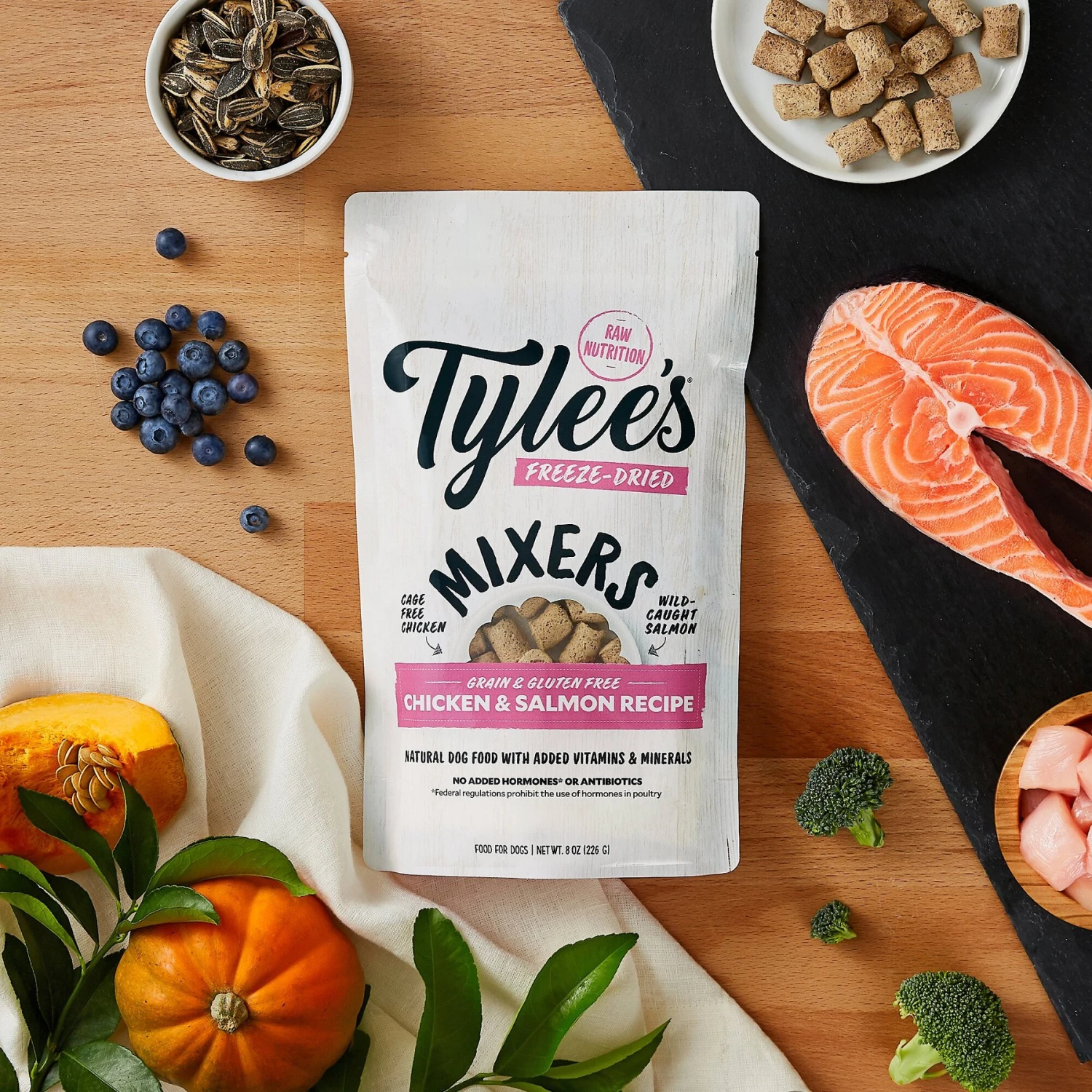 Tylee's Freeze-Dried Mixers For Dogs, Chicken & Salmon Recipe 5 Tylee's Freeze-Dried Mixers For Dogs, Chicken & Salmon Recipe - Image 3