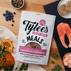 Tylee's Freeze-Dried Meals For Dogs, Chicken & Salmon Recipe -Snuggle Paws 223077 PT2. AC SS1800 V1595088363